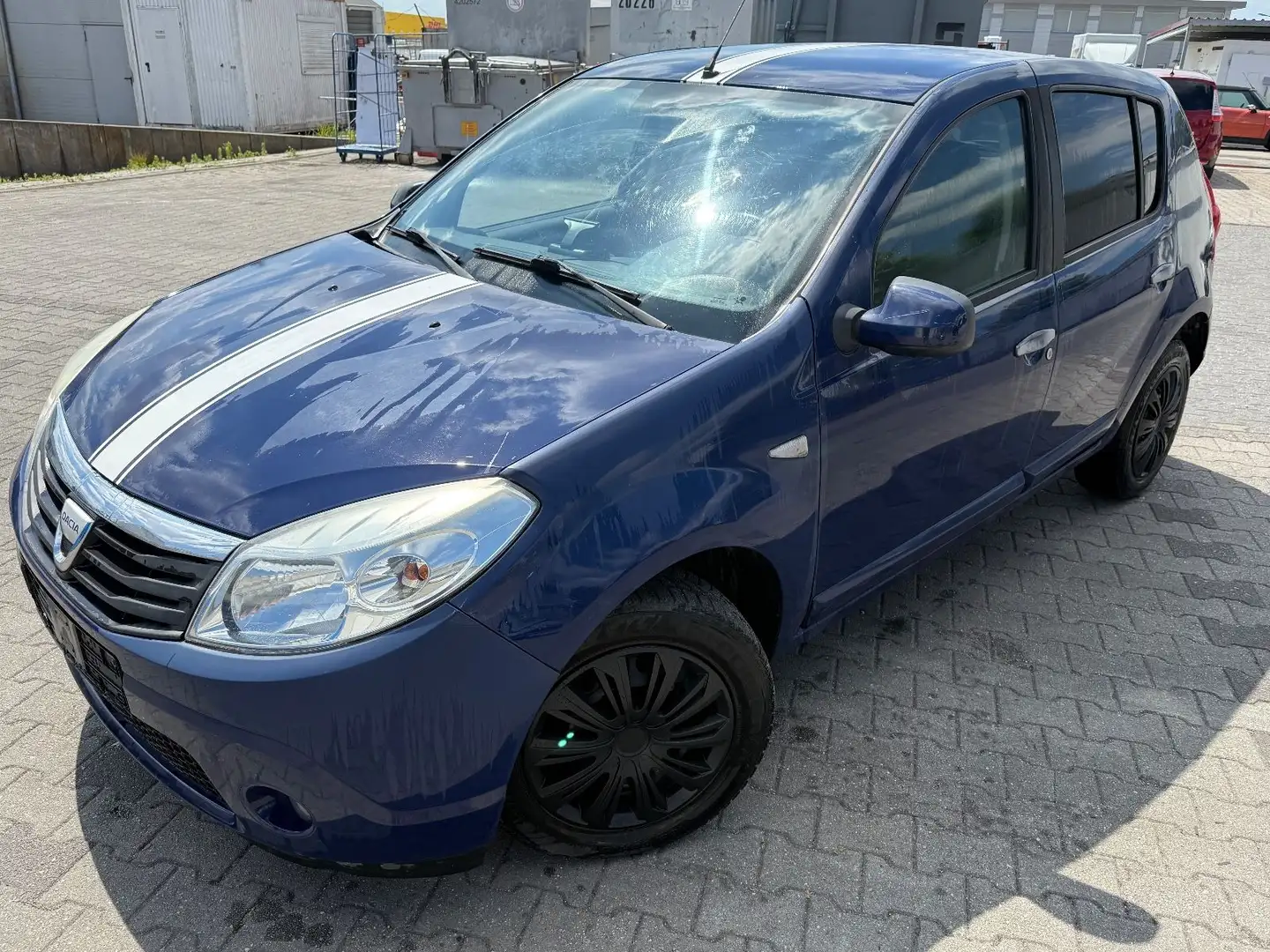 Dacia Sandero 1.6/Klima/Servo/Tüv Neu/2 Jahre Garantie Blau - 1