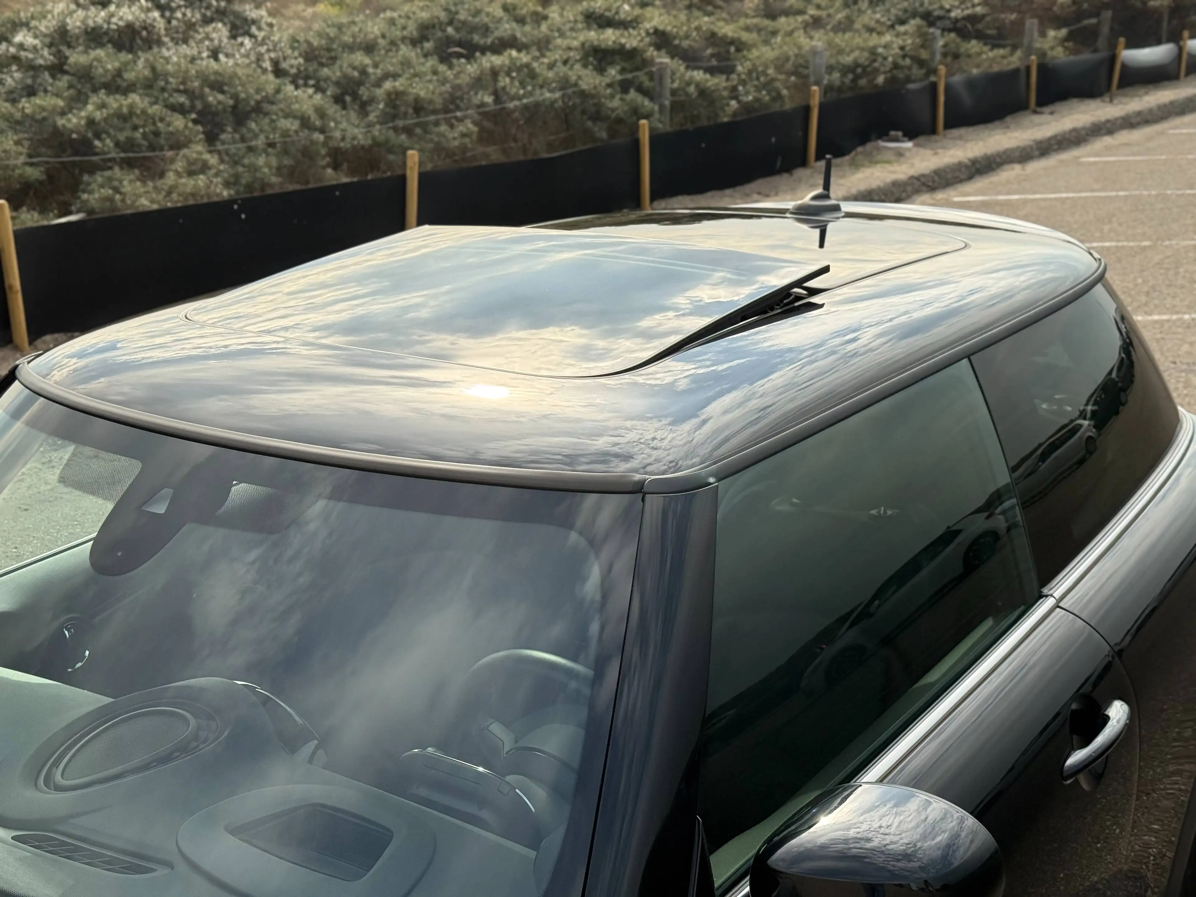 MINI Cooper SE | Pano | Harman Kardon | Head-Up | Full | LED | Keyless | Ambient | Electric | — photo 6