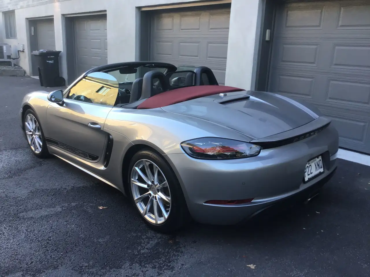 Porsche 718 Boxster снимка Porsche 718 Boxster