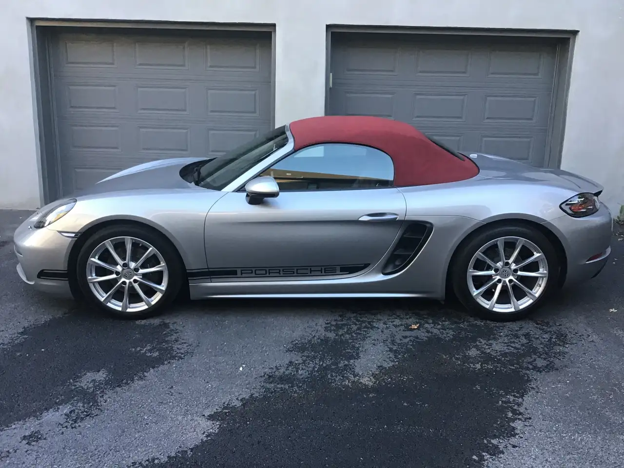 Porsche 718 Boxster снимка Porsche 718 Boxster