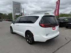 Chrysler Pacifica 2026