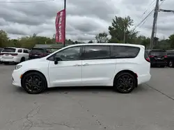 Chrysler Pacifica 2026