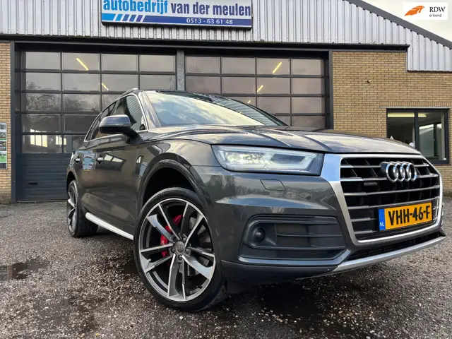Audi Q5 3.0 V6 TDI QUATTRO dubbel S-line grijs kenteken! V