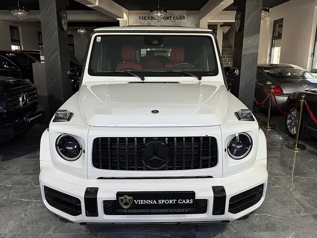Mercedes-Benz G-Class view 9