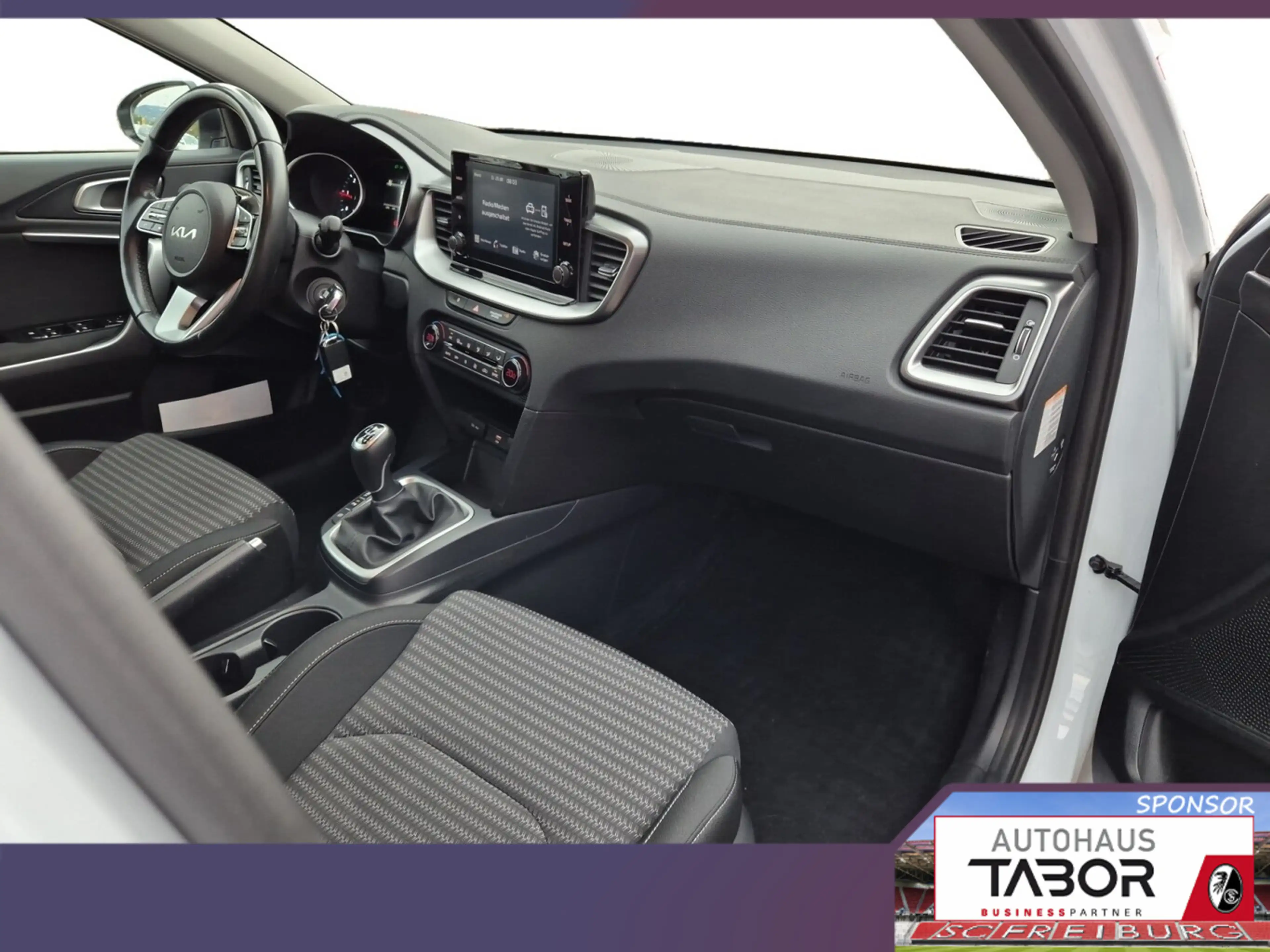 Kia Ceed / cee'd SW 1.6 CRDi 136 Mild Hybrid Vision KomfortP — photo 7
