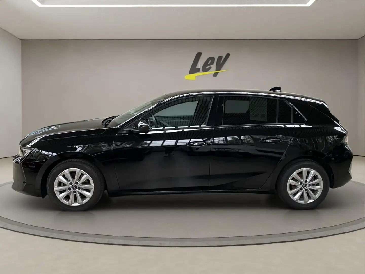 Opel Astra Business Edition Schwarz - 2
