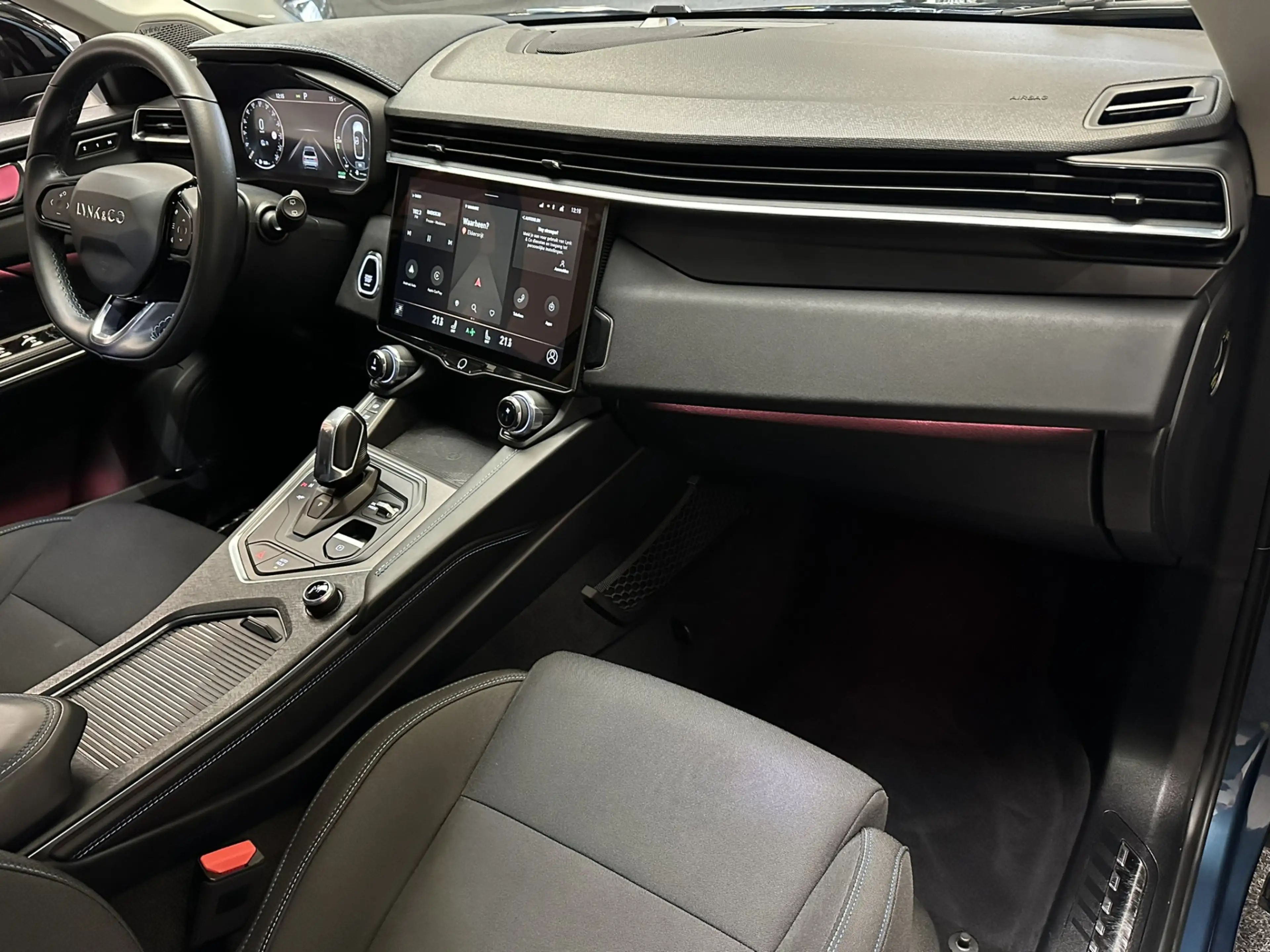 Lynk & Co 01 1.5 TREKHAAK PANORAMADAK 360 CAMERA ADAPTIVE CRUIS — photo 14