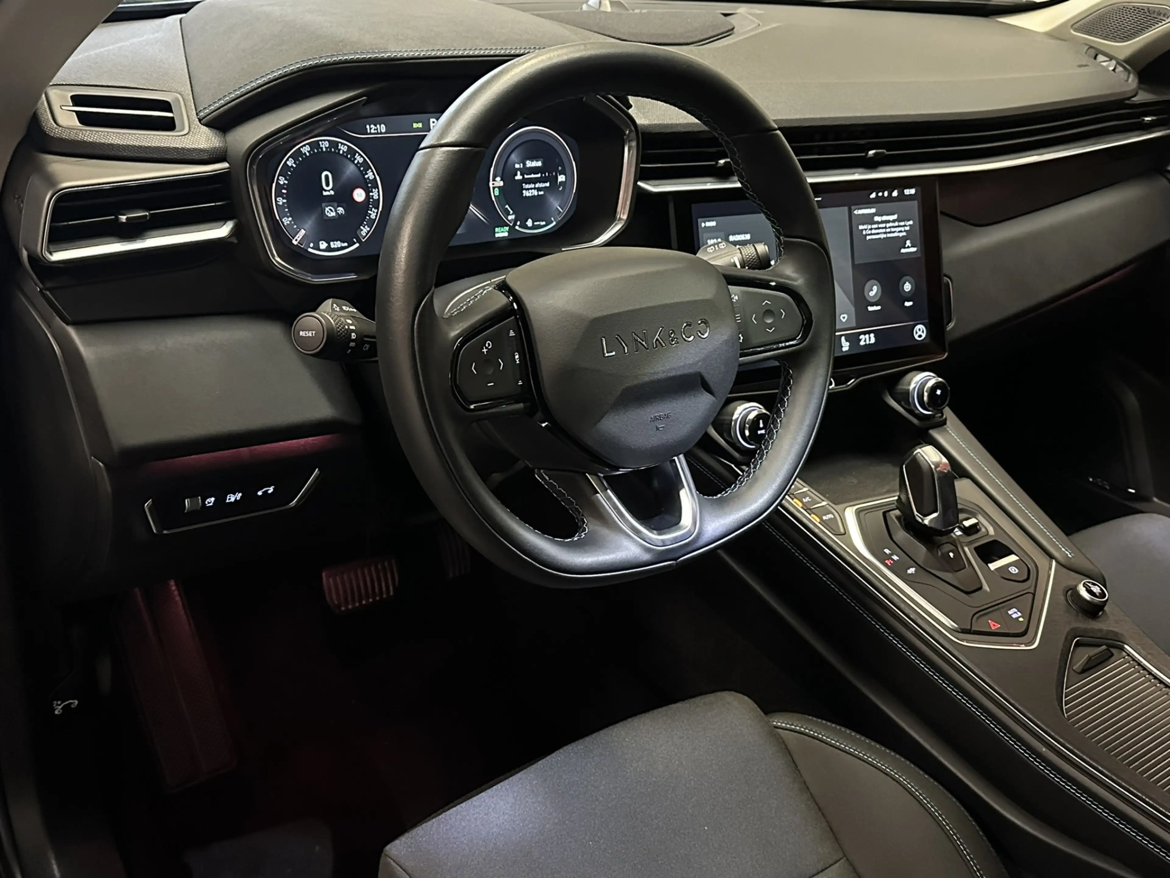 Lynk & Co 01 1.5 TREKHAAK PANORAMADAK 360 CAMERA ADAPTIVE CRUIS — photo 11