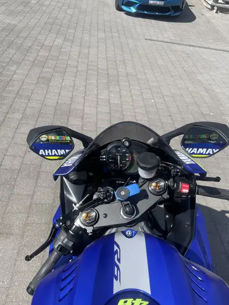 Yamaha YZF-R6 - foto 3