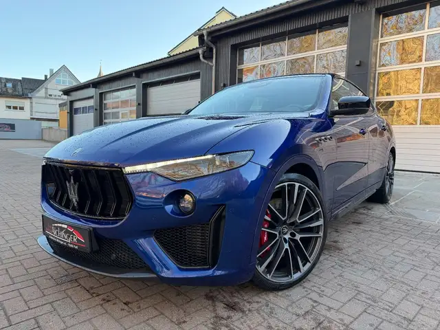 Maserati Levante Trofeo Q4 3.8 V8 Alcantara ACC Sitzheiz.