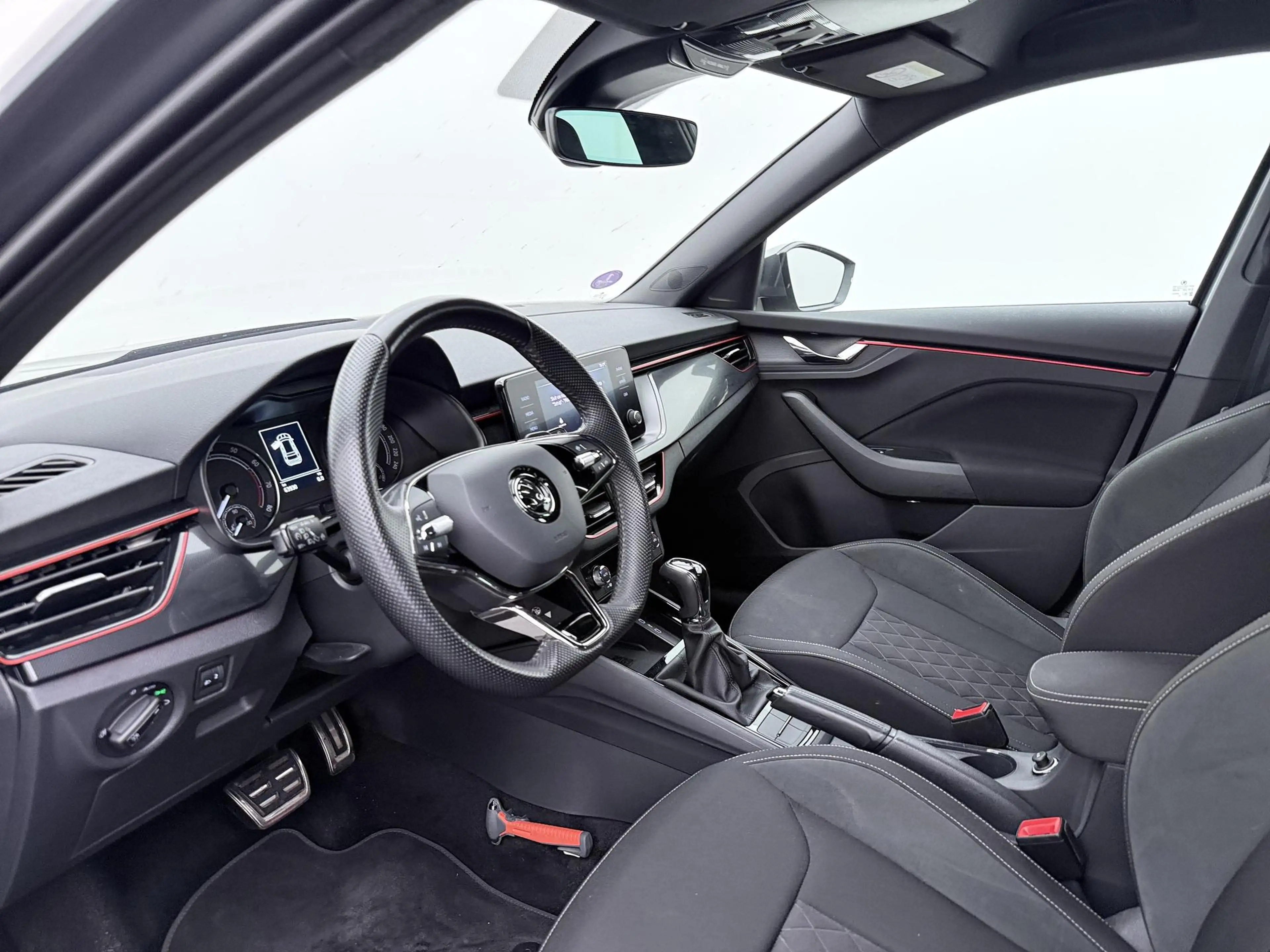 Skoda Kamiq 1.5 TSI Sport Business | Trekhaak | Sportstoelen | — photo 3