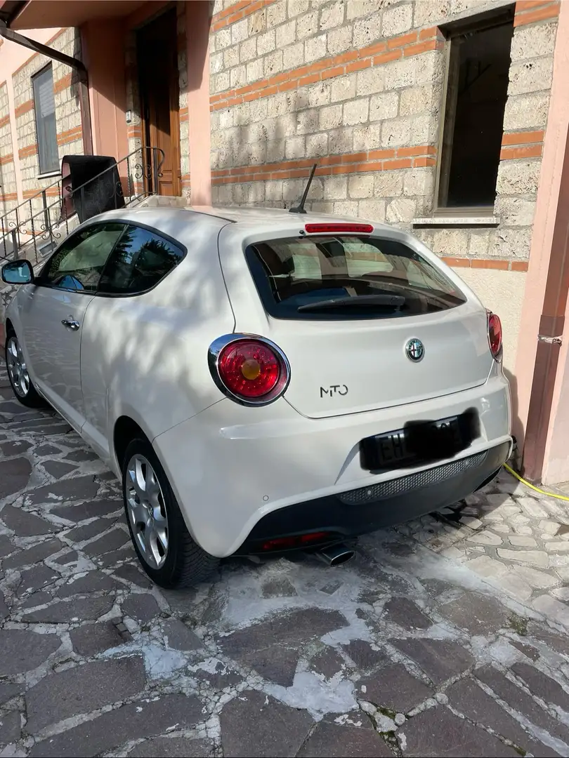 Alfa Romeo MiTo 1.4 tb m.air Distinctive premium pack tct Alb - 2