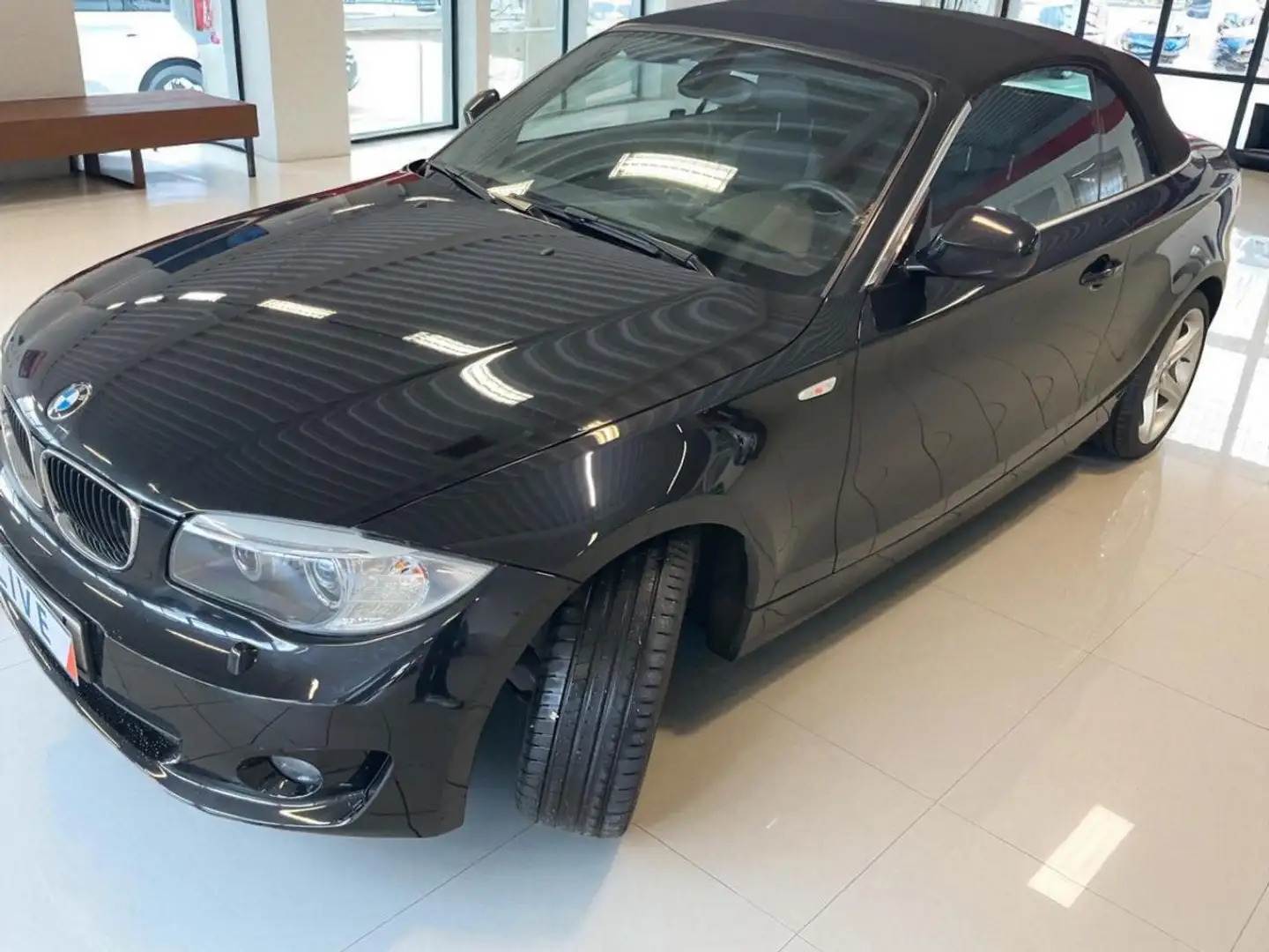 BMW 125 125i CABRIOLET E88 SPORT DESIGN N52 3.0 6 CYL 218  Noir - 1