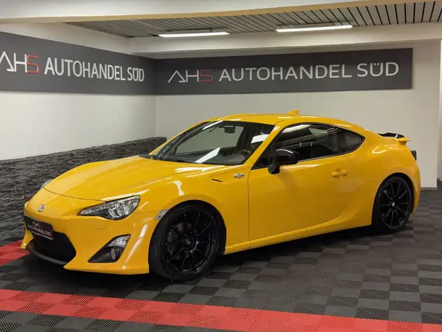 Toyota GT86 WEBASTO*H&R*S.ABGAS* 18 SPARCO*