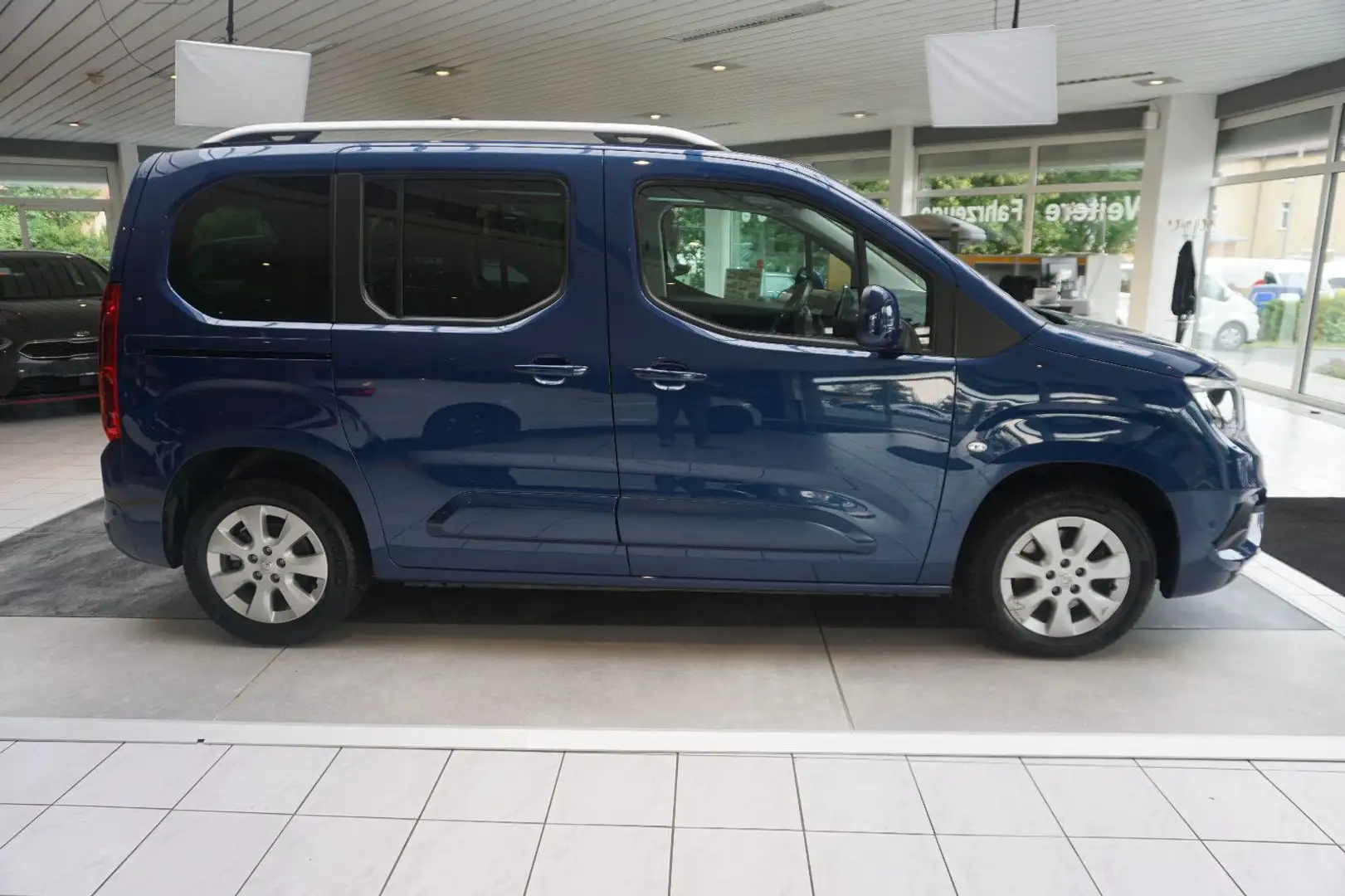 Opel Combo Life Innovation AUTOMATIK, NAVI, AHZV, PDC Bleu - 2