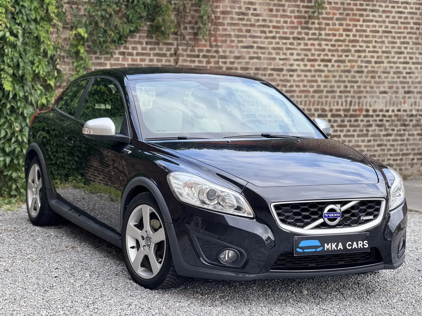 Volvo C30 1.6 D2 R-design Navigation Airco Garantie 12 Mois - 1