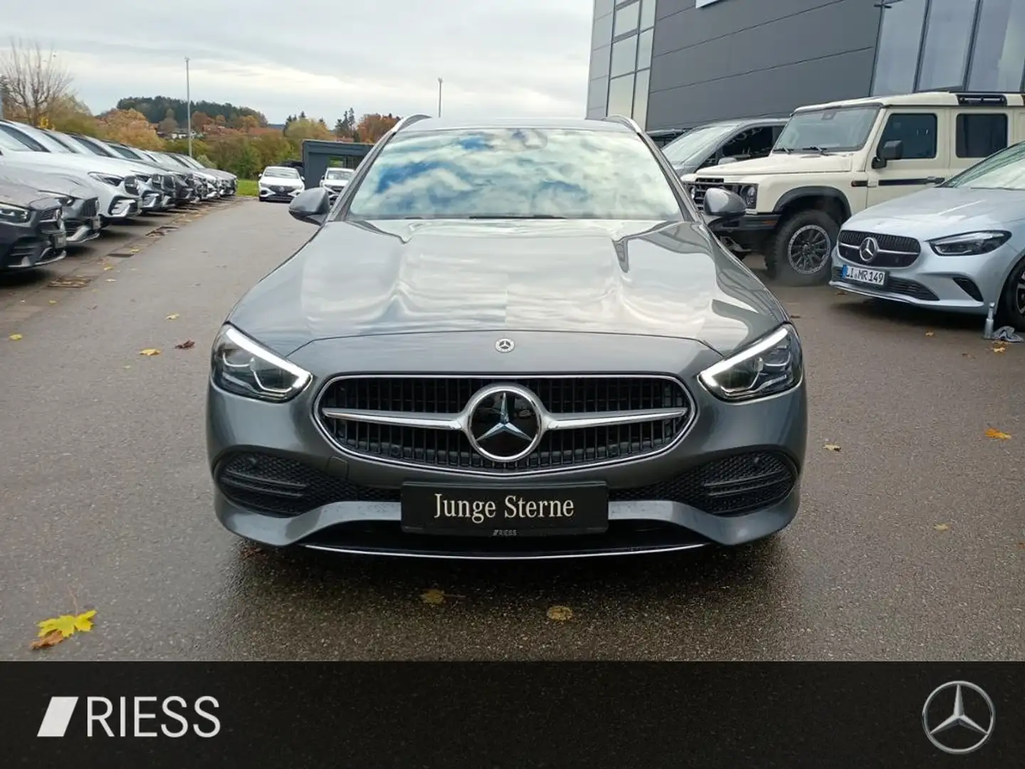 Mercedes-Benz C 220 d T 4M Avant. AHK Fahassist LED Navi PDC Grijs - 2