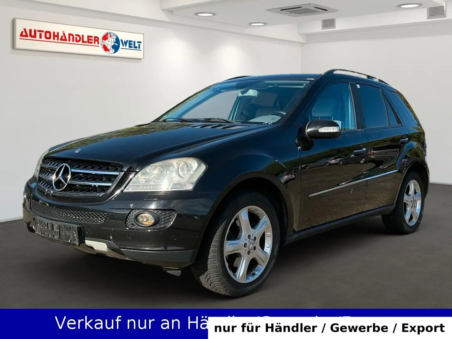 Mercedes-Benz ML 320 CDI Schwarz - 1