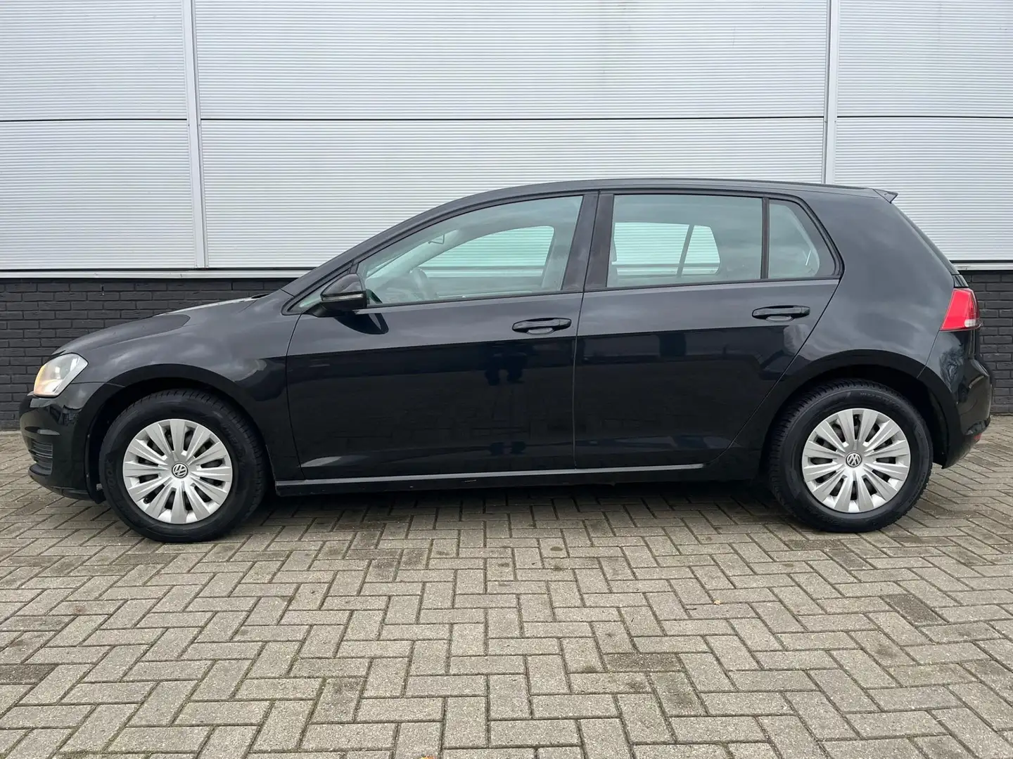 Volkswagen Golf 1.2 TSI 5drs Airco - bluetooth - 1e eigenaar - cru Noir - 2
