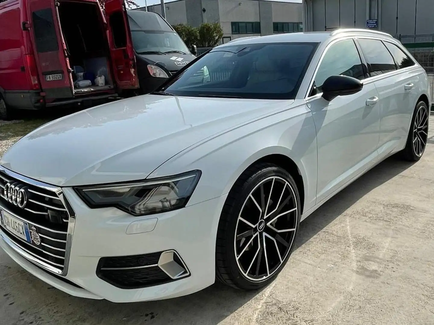 Audi A6 Avant 2.0 TDI Quattro Bianco - 1