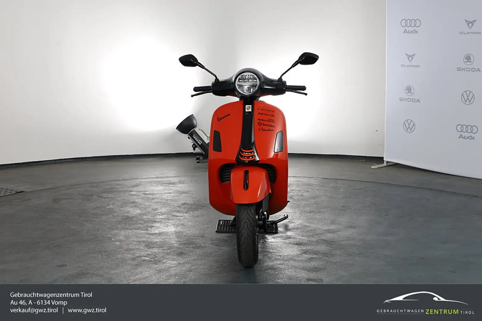 Vespa GTS 300 HPX Super Sport KEY LESS PORSCHE Carrera E Orange - 2