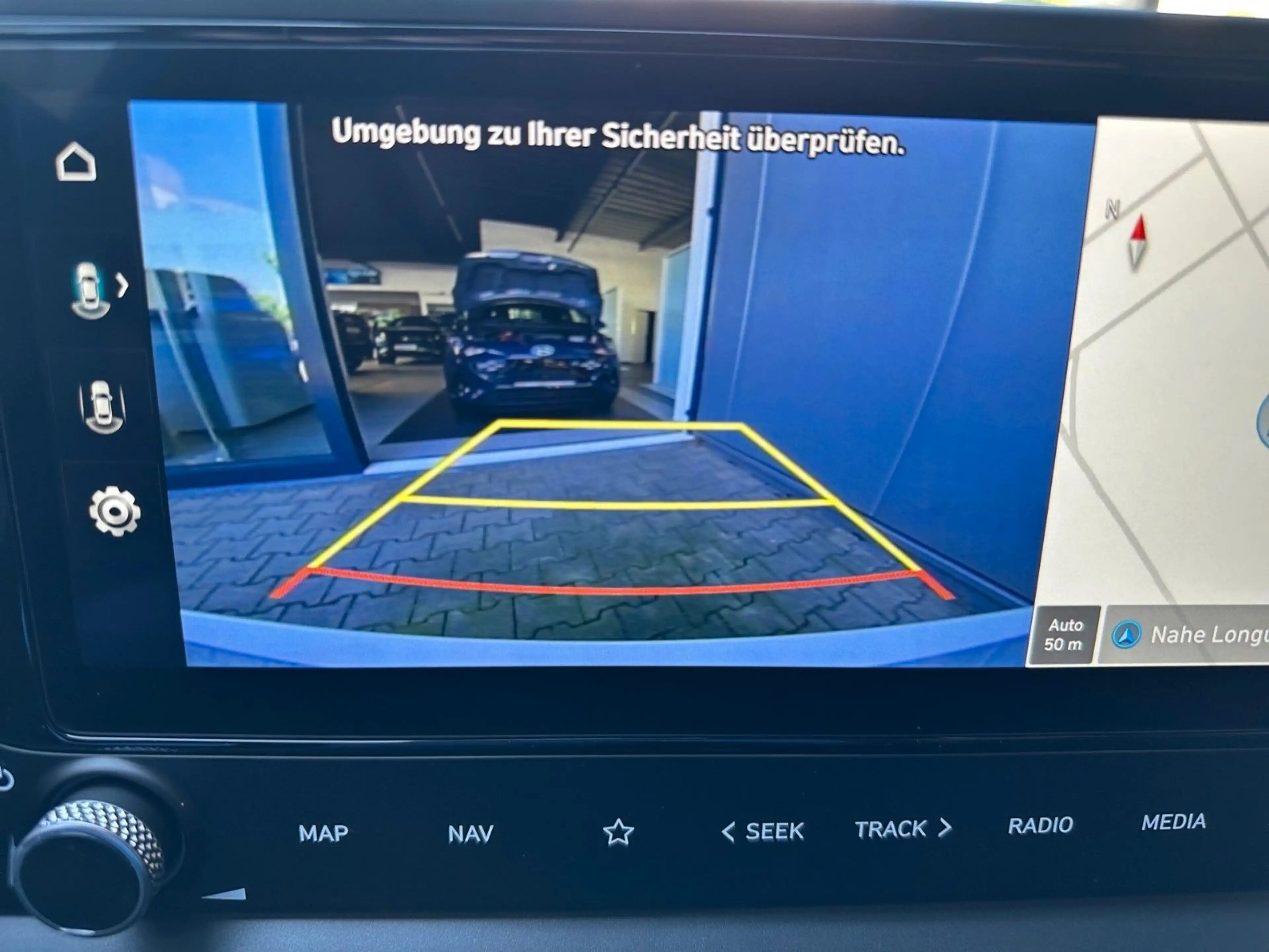 Hyundai i20 MY26 Automatik Blackline Bose Soundsystem — photo 10