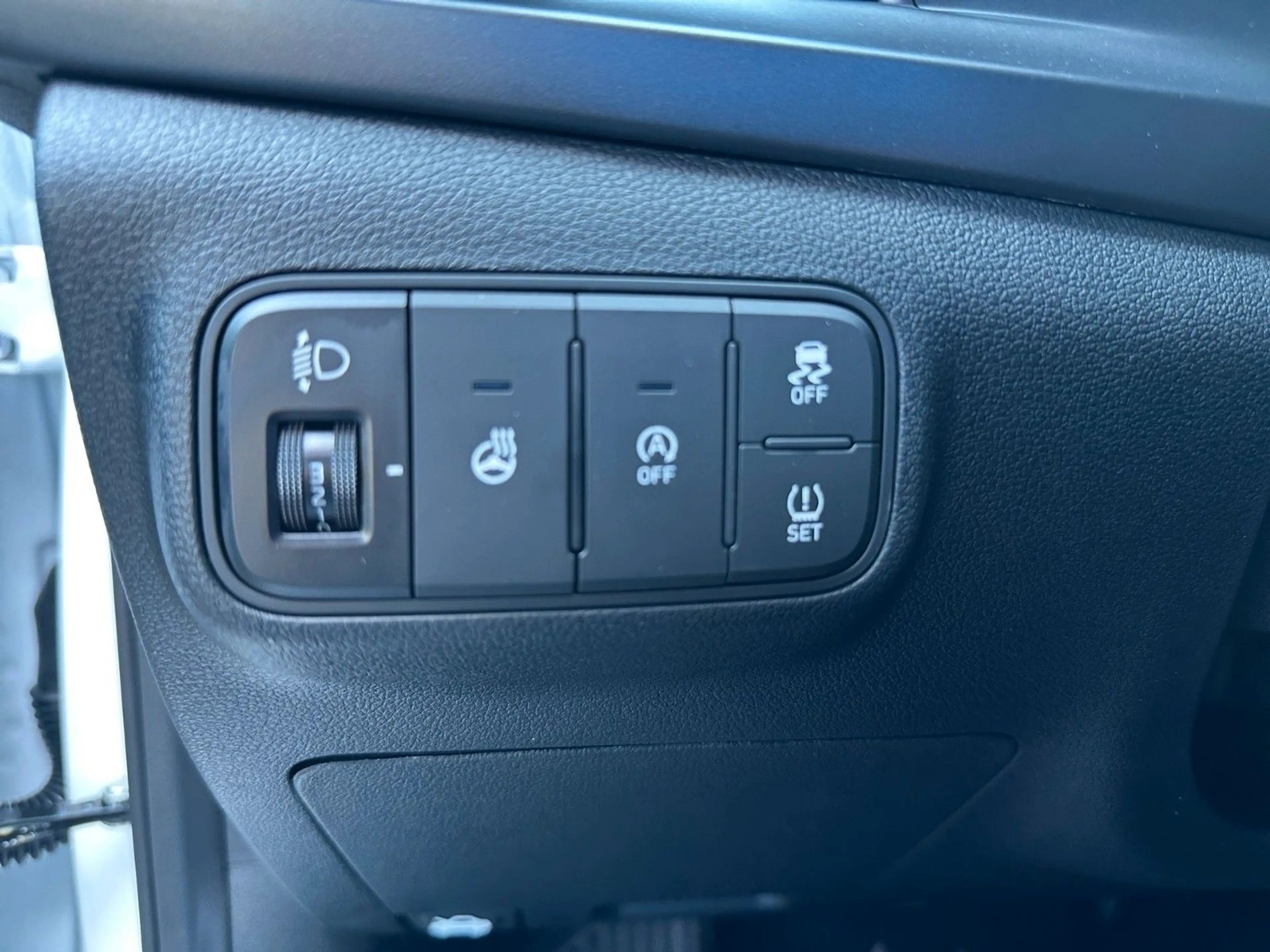 Hyundai i20 MY26 Automatik Blackline Bose Soundsystem — photo 13
