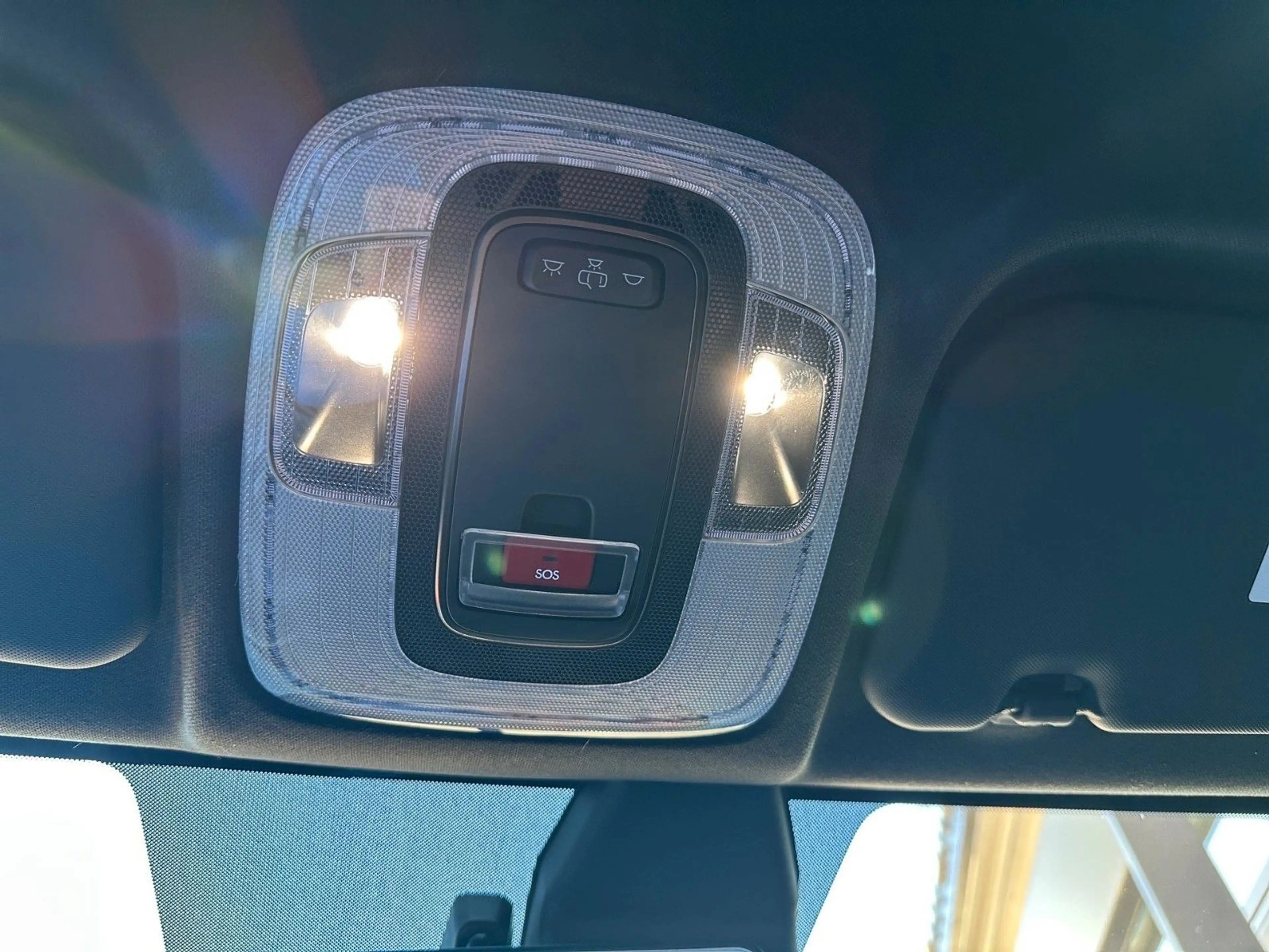 Hyundai i20 MY26 Automatik Blackline Bose Soundsystem — photo 15