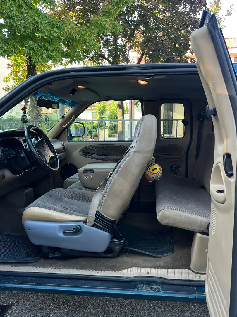 Dodge RAM Ramcharger 5.2 V8 Royal SE auto Vert - 2