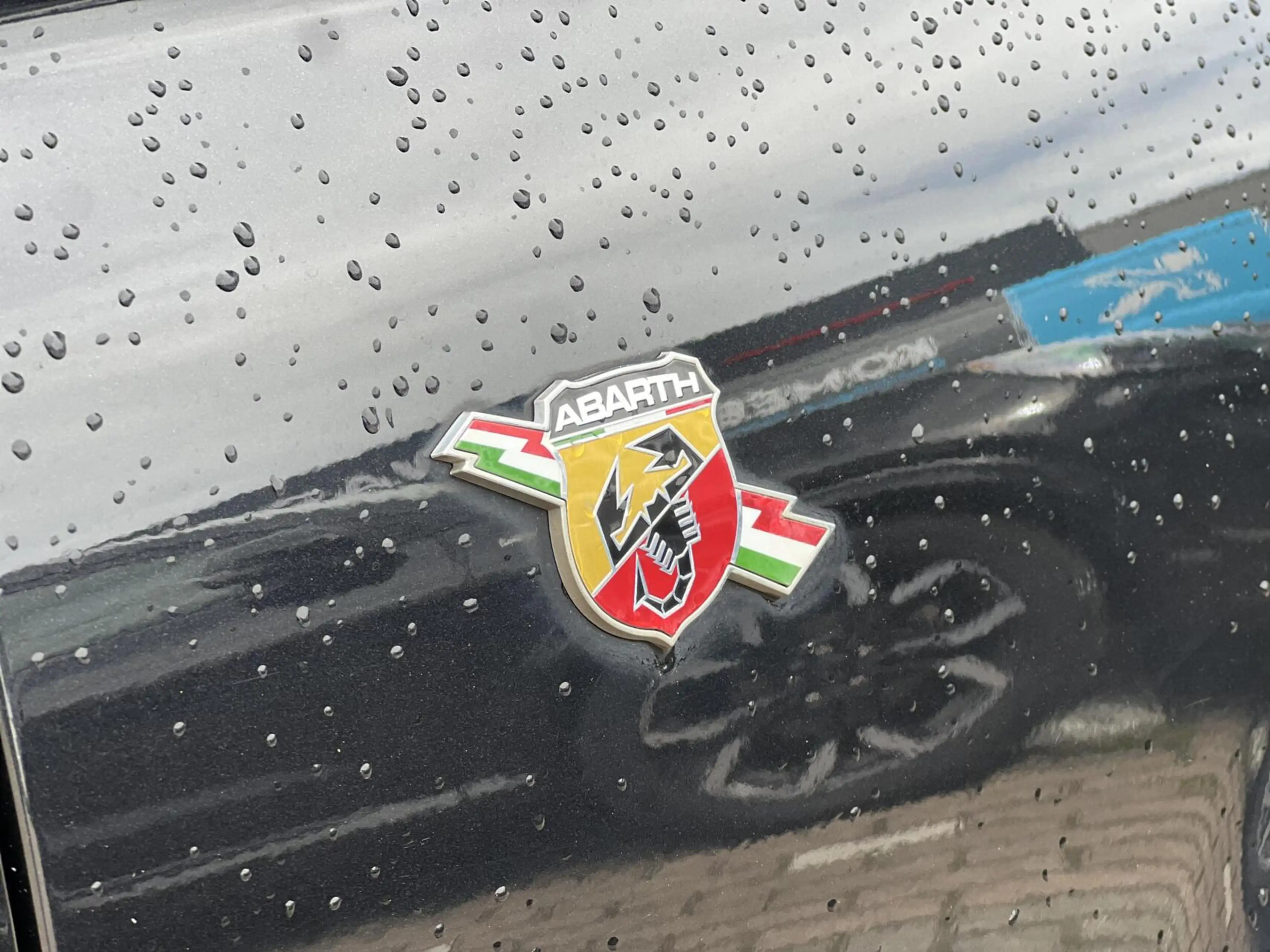 Fiat 500 Abarth 1.4 T-Jet 595 — photo 7