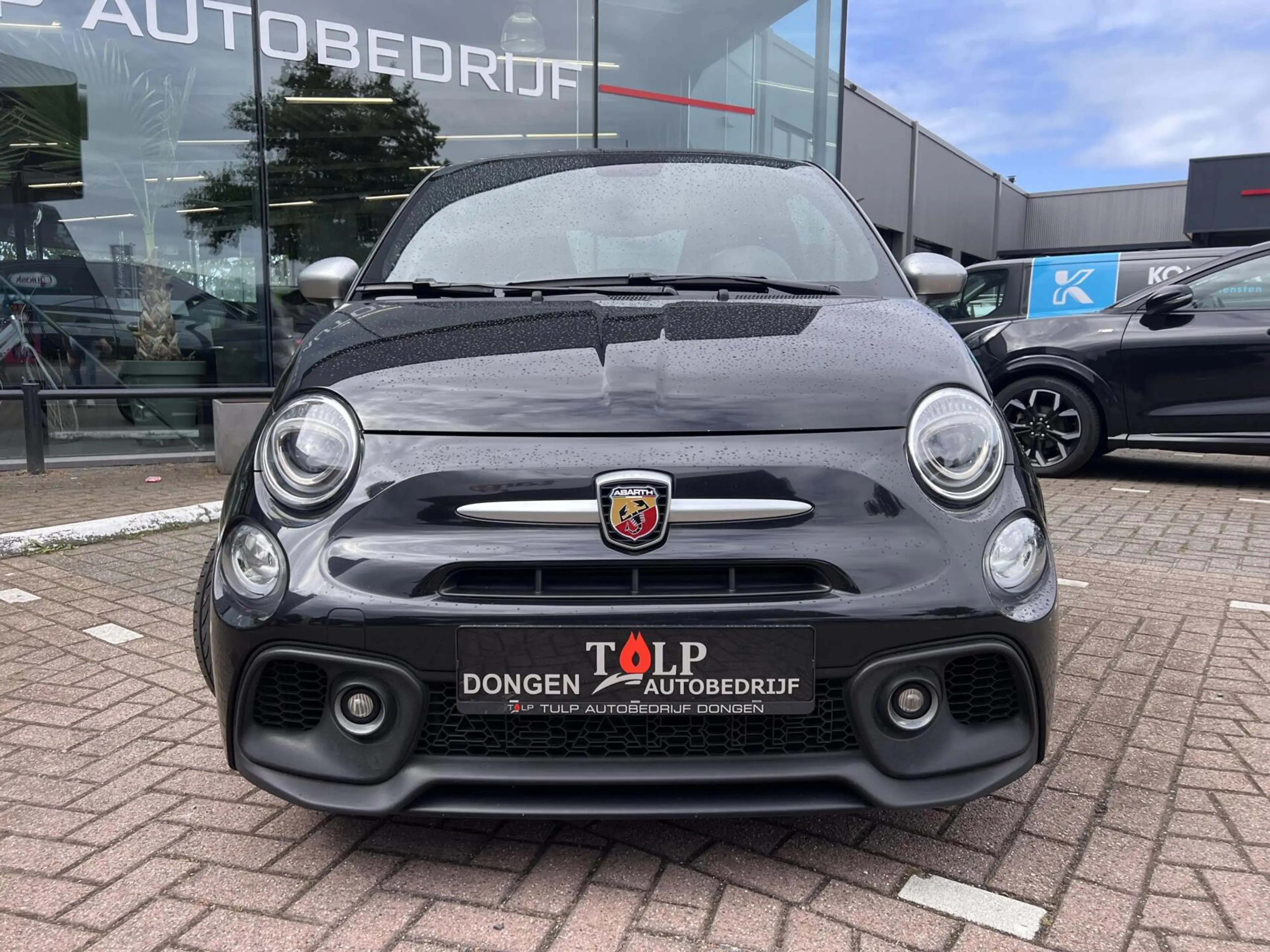 Fiat 500 Abarth 1.4 T-Jet 595 — photo 11