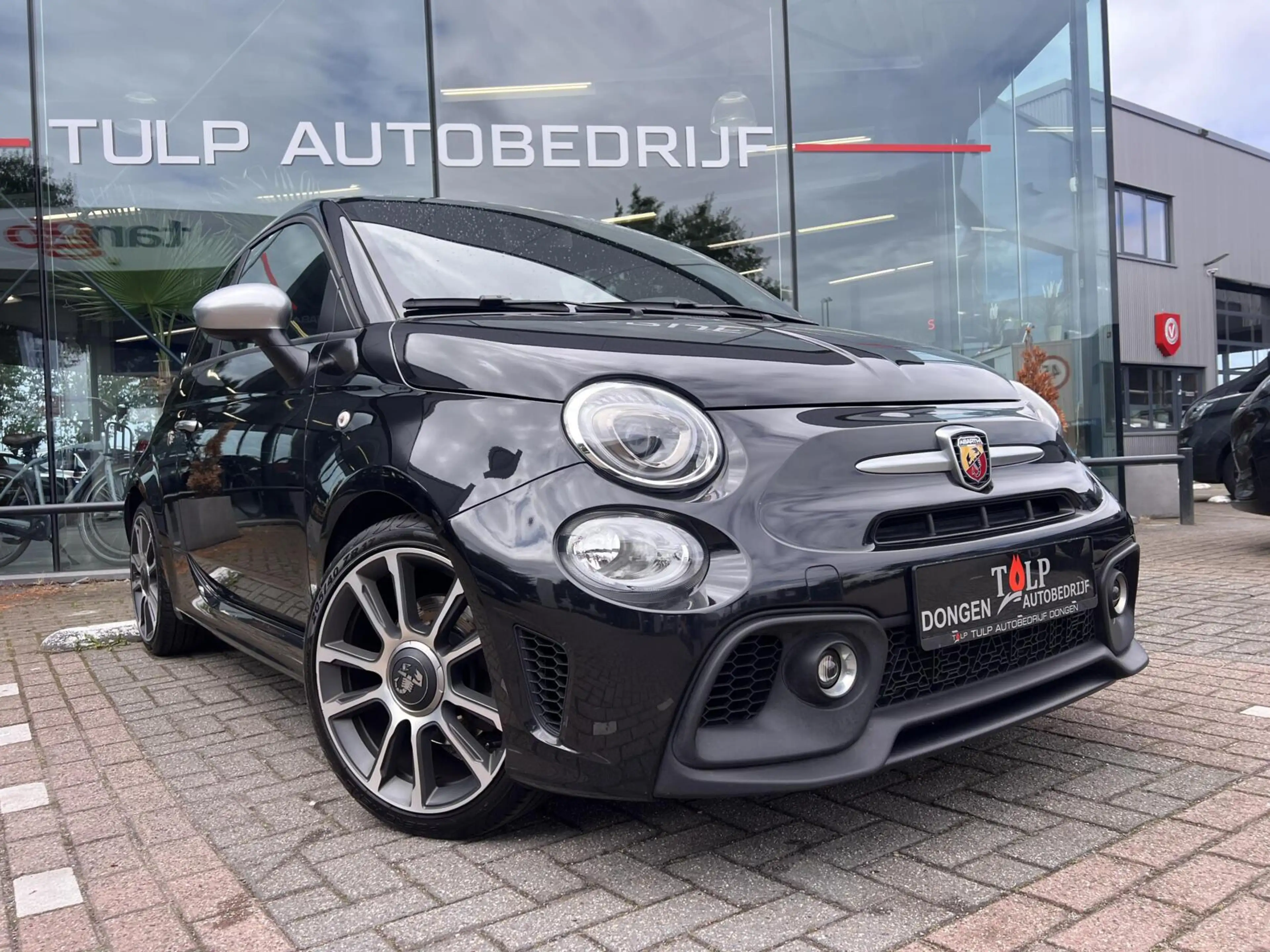 Fiat 500 Abarth 1.4 T-Jet 595 — photo 4