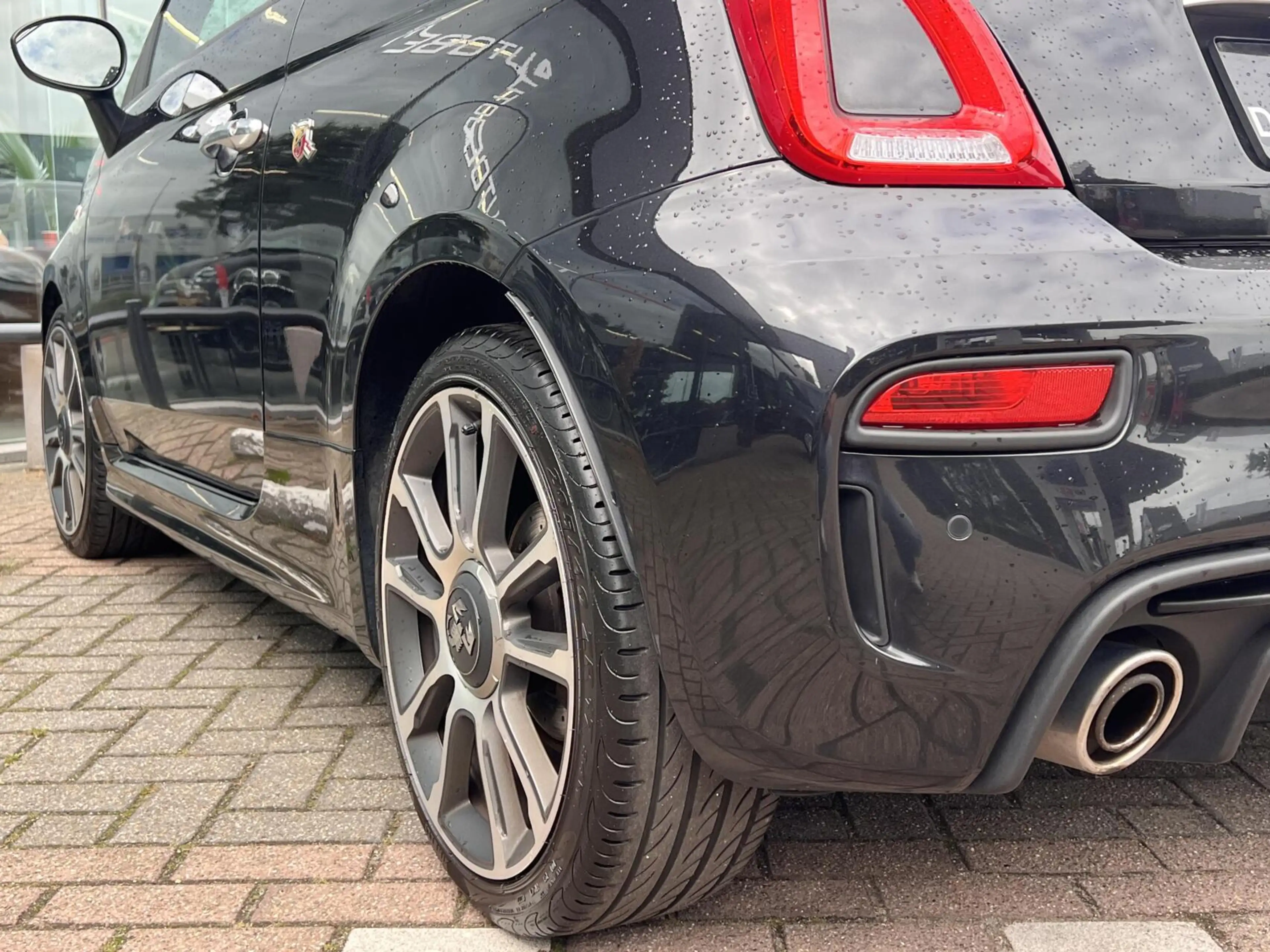 Fiat 500 Abarth 1.4 T-Jet 595 — photo 18