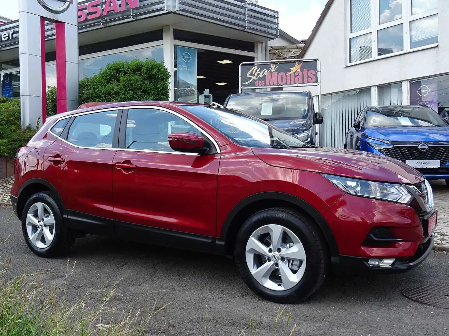 Nissan Qashqai 1.3 DIG-T SHIRO NC-SHZ-AHK Rouge - 1