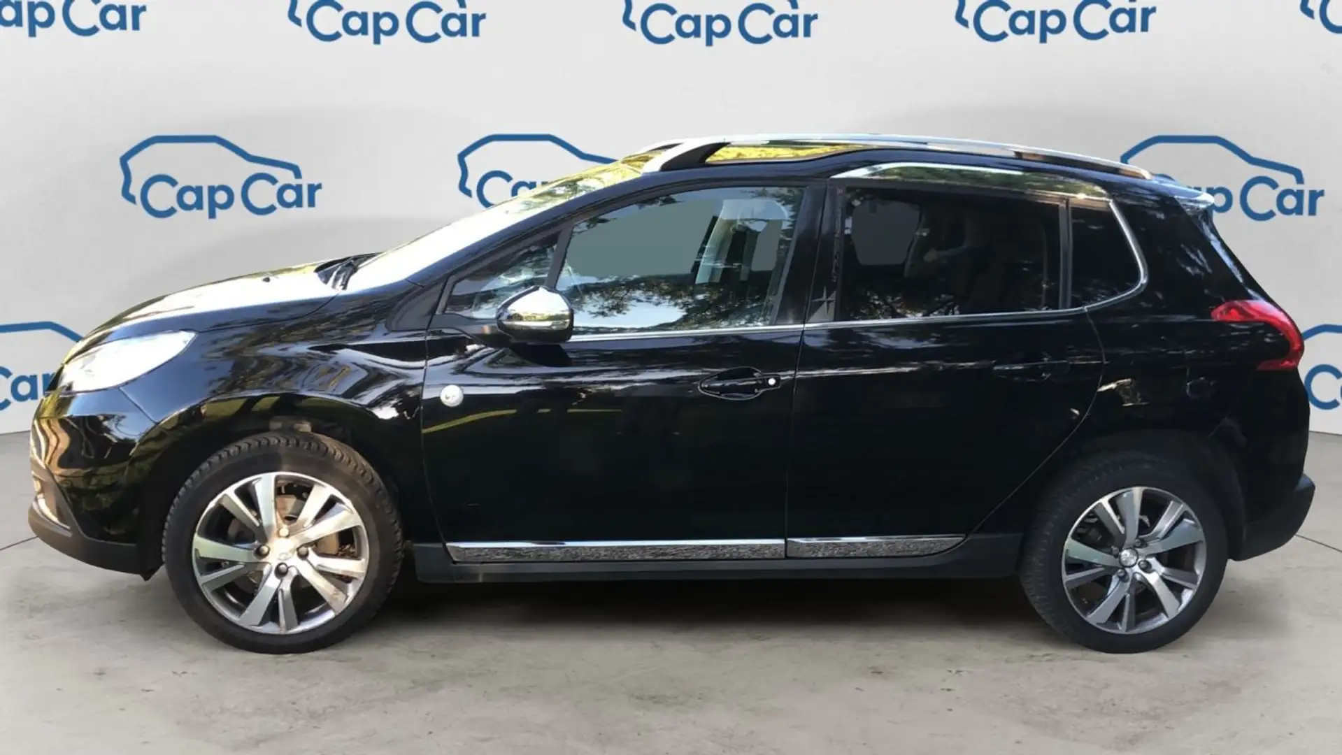 Peugeot 2008 1.2 Puretech 110 Crossway Noir - 2