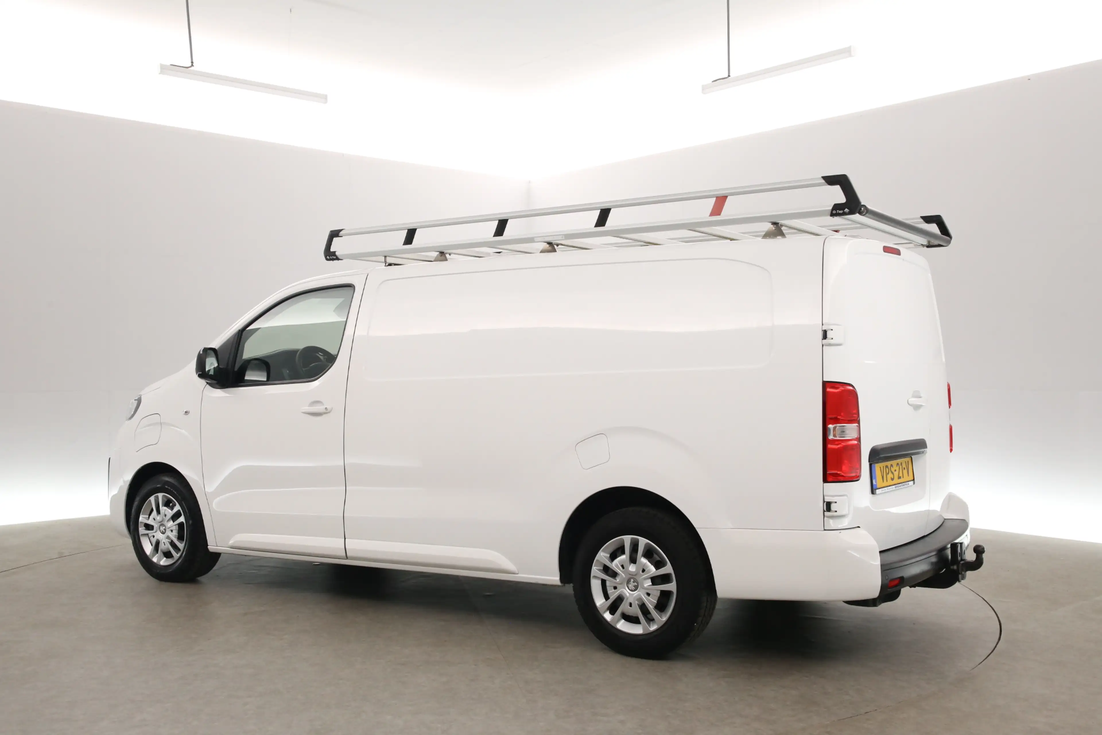 Peugeot e-Expert 75 kWh L3H1 | Snelladen | SOH 92% | Airco | Camera — photo 4