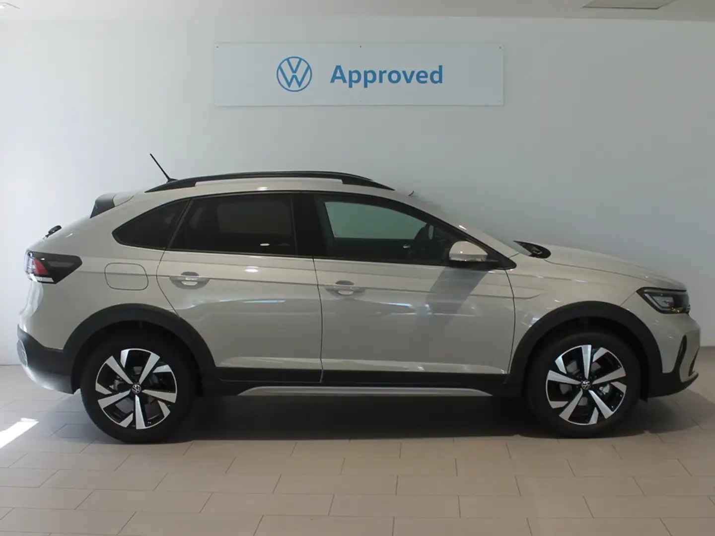 Volkswagen Taigo 1.0 TSI Life 70kW Beige - 2