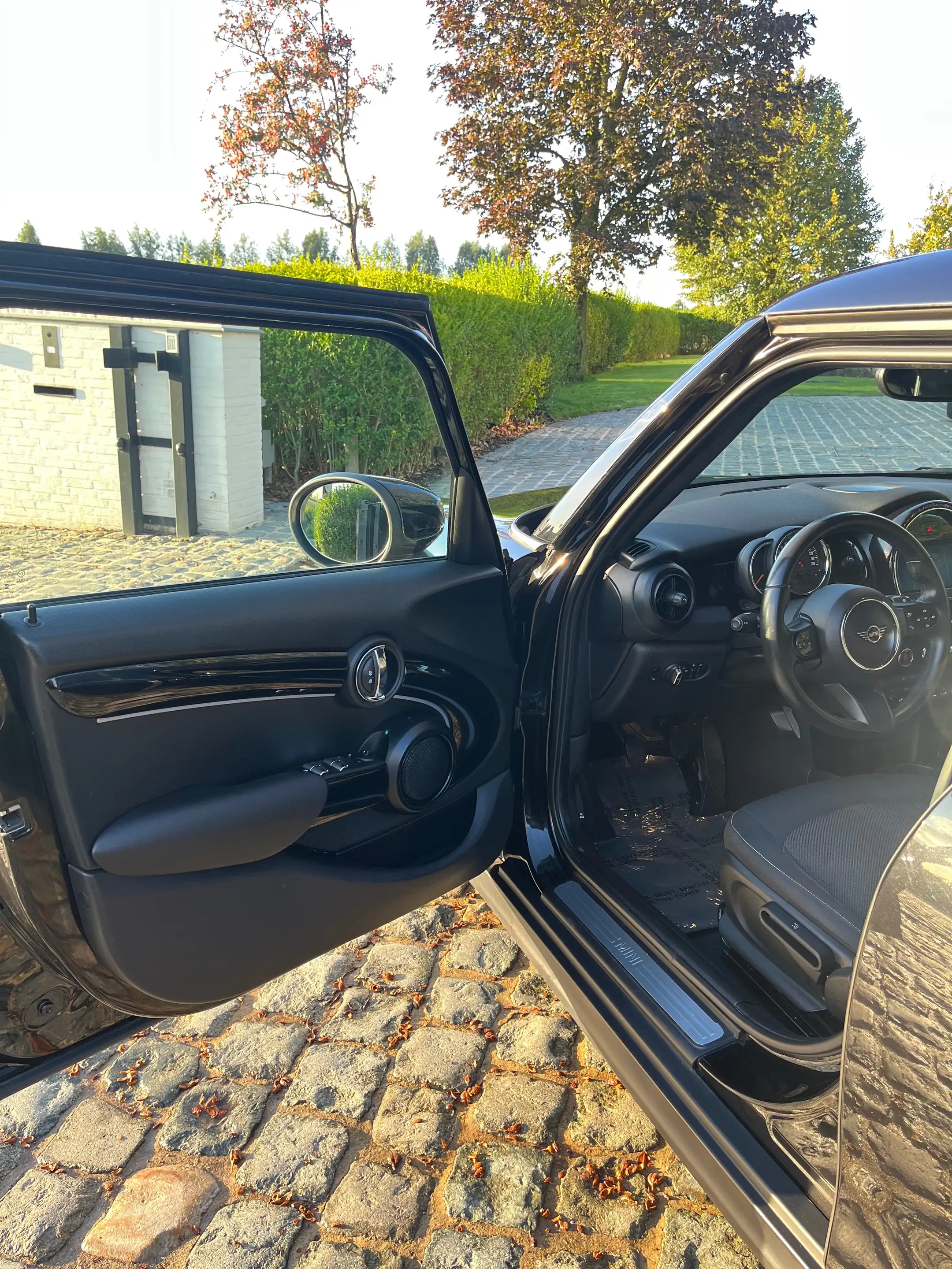 MINI One 1.5 OPF/1eignr/105000km/Carplay/Led/Pdc/Clima/Cruise... — photo 15