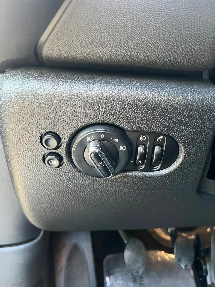 MINI One 1.5 OPF/1eignr/105000km/Carplay/Led/Pdc/Clima/Cruise..., миниатюра 18