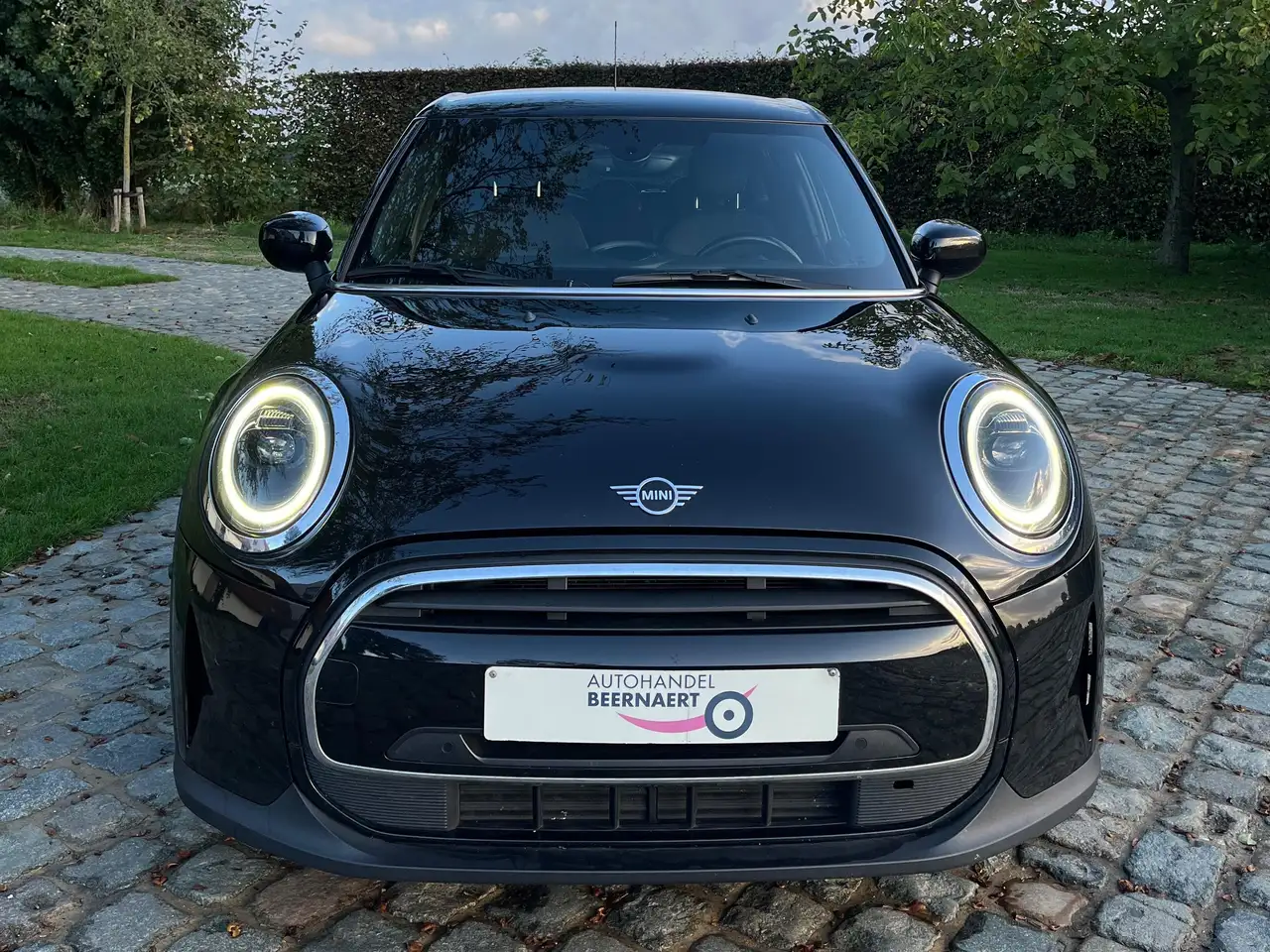 MINI One 1.5 OPF/1eignr/105000km/Carplay/Led/Pdc/Clima/Cruise..., миниатюра 3