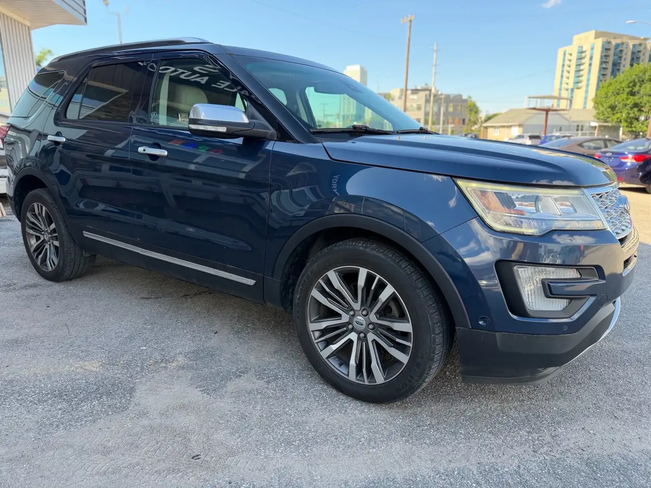Ford Explorer photo Ford Explorer