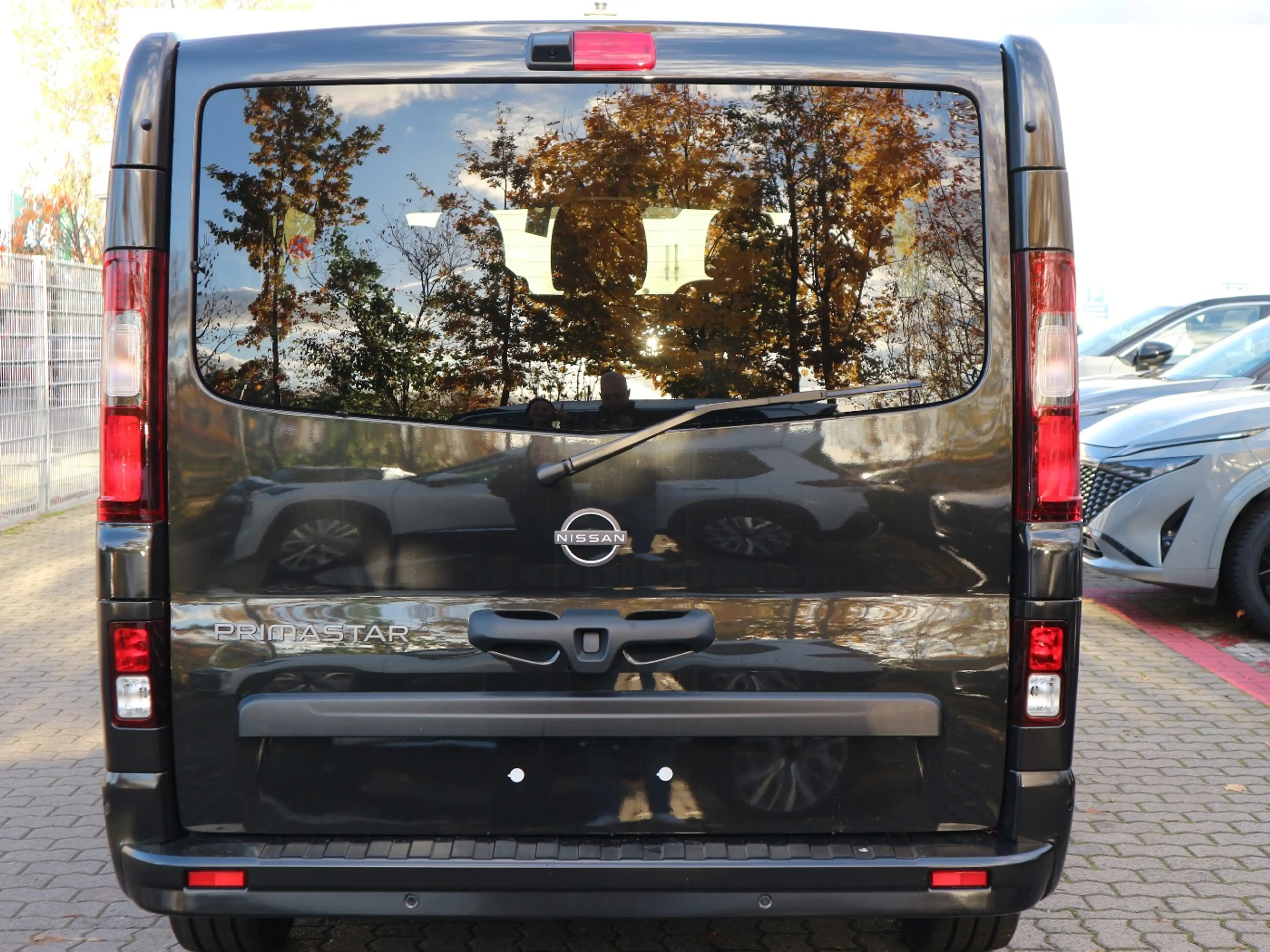 Nissan Primastar Kombi9 L1H1 2,8t dCi170 9AT TEKNA LM — photo 6
