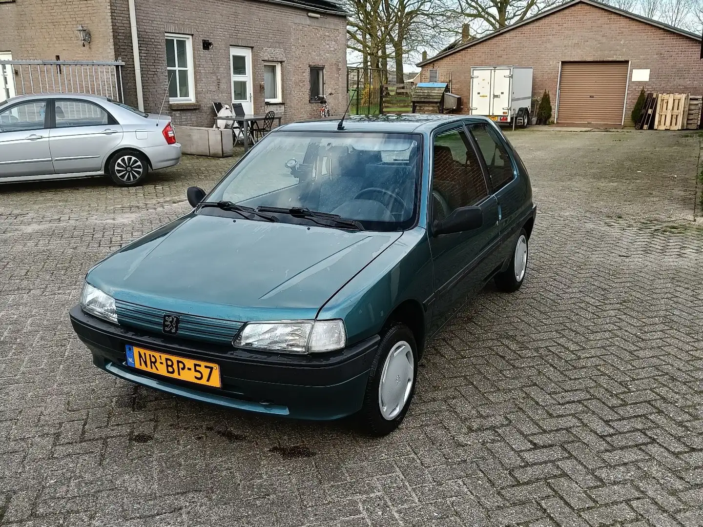 Peugeot 106 1.1 Accent Green - 1