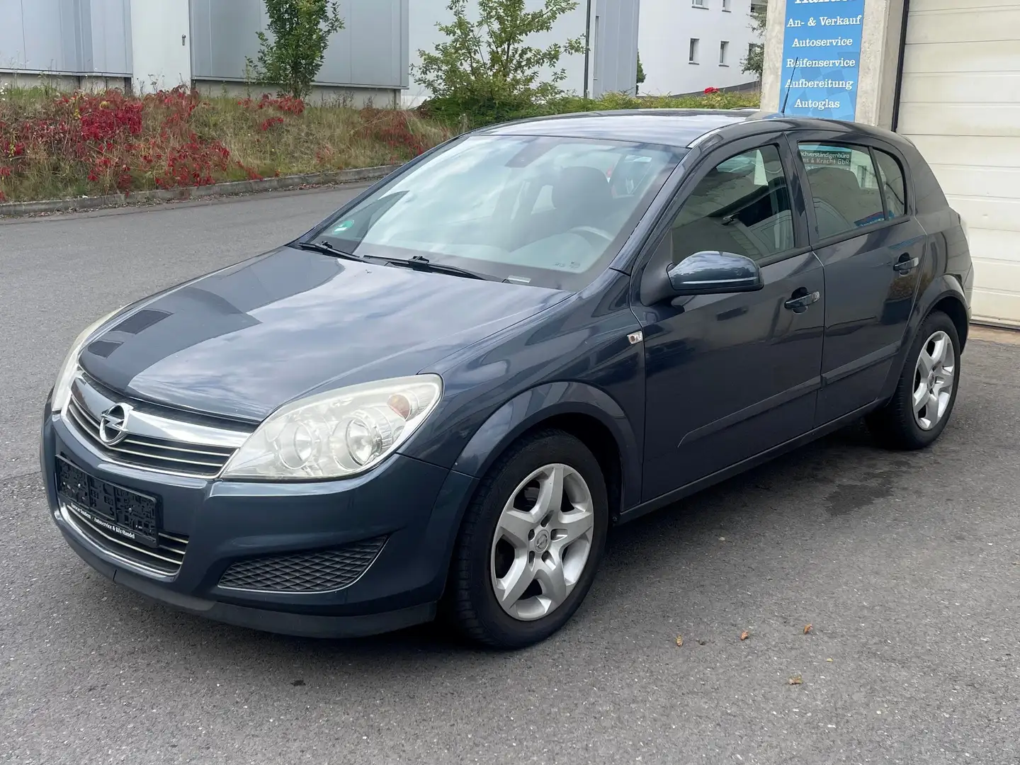 Opel Astra 1.4 Edition TÜV+AU NEU Grau - 1