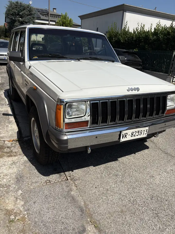 Jeep Cherokee 5p 4.0 Limited, foto 2