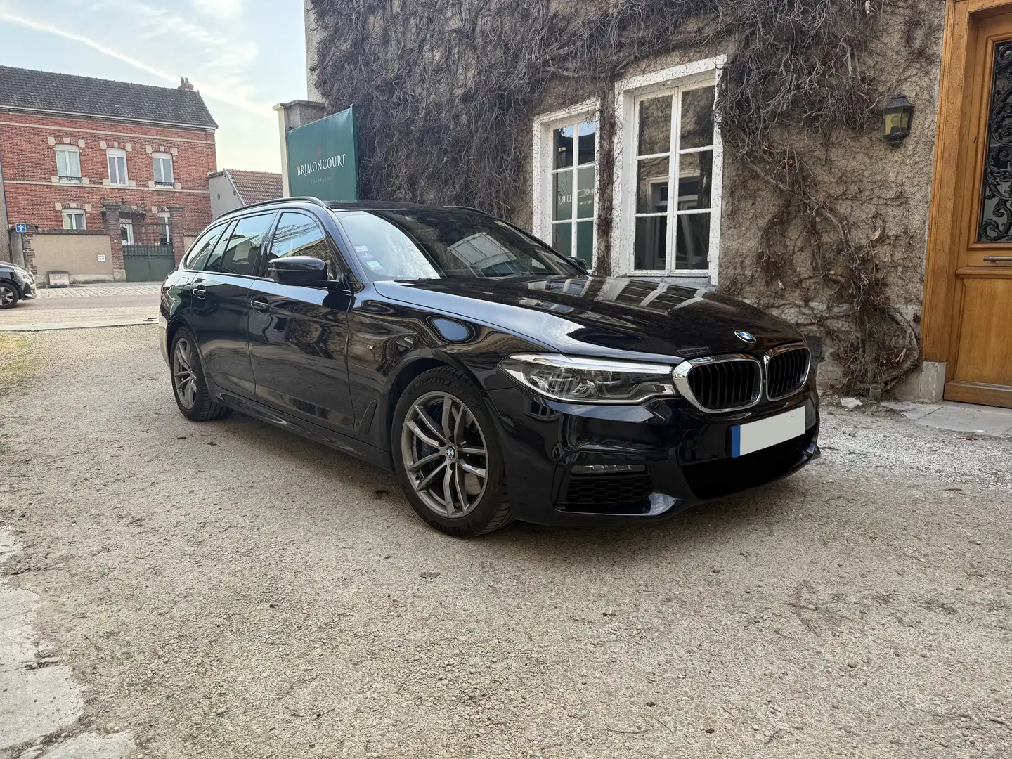 BMW 540 BMW 540i xDrive Touring Blauw - 1