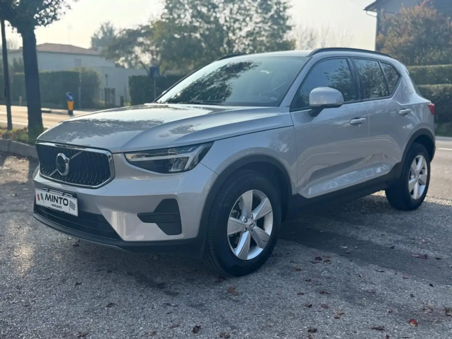 Volvo XC40 T2 Essential Automatica Grigio - 1