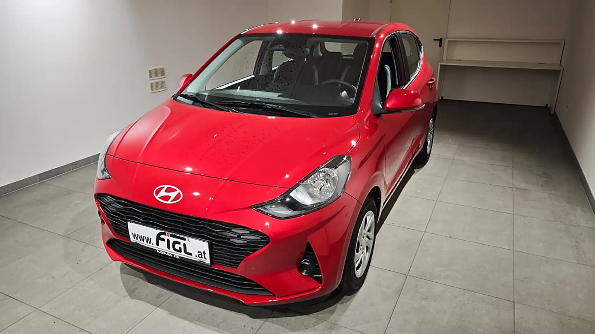 Hyundai i10 1,0 Jubile Rot - 1