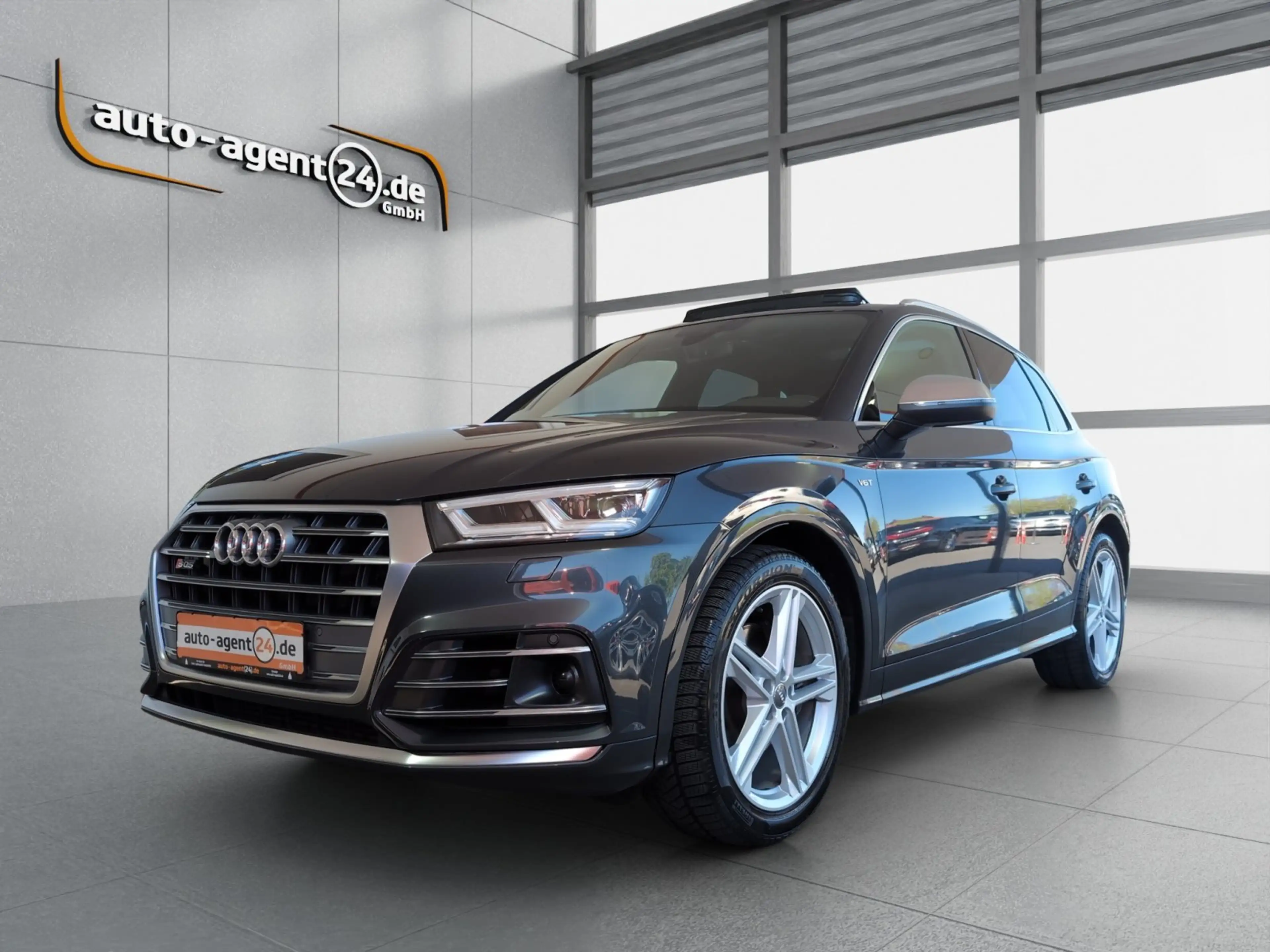 Audi SQ5 3.0 TFSI quat./Matrix/Pano/Luft/Carbon/B&O/ACC — photo 2