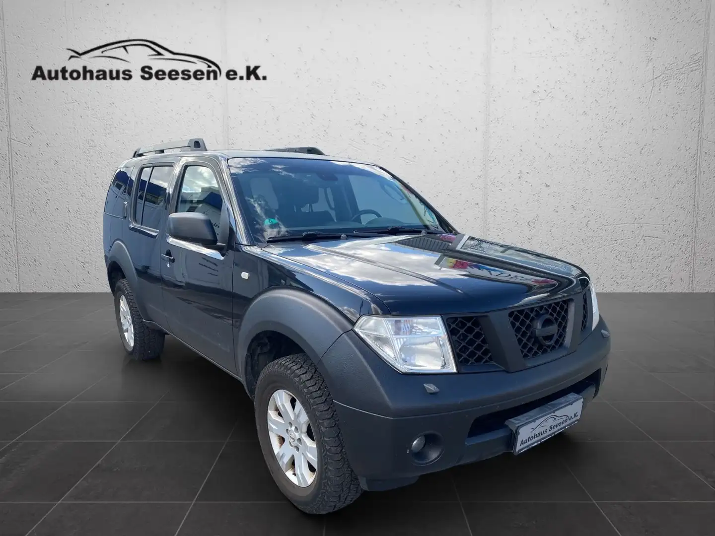 Nissan Pathfinder 2.5 dCi Elegance*AHK*7Sitzer*Navi* Noir - 1